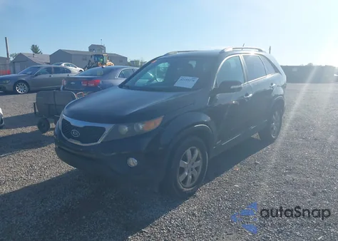 2011 Kia Sorento Lx from USA, damaged, VIN 5XYKTCA14BG079081